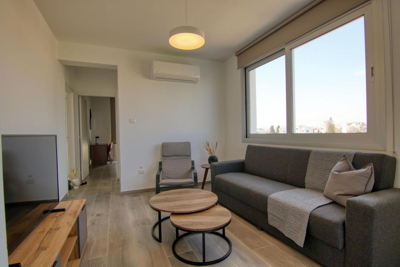 Phaedrus Living Coral Suites Aquatic Larnaca Esterno foto